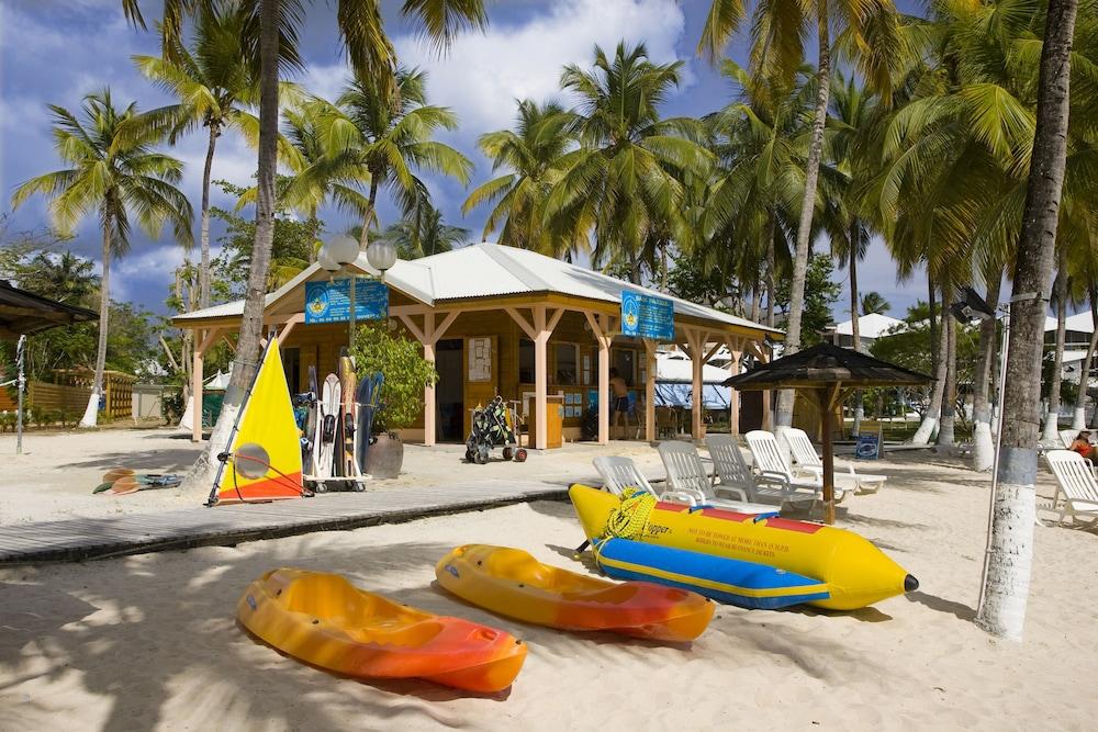 Hotel Fleur D'Epee - Plage De Bas Du Fort Ле-Гозье Экстерьер фото